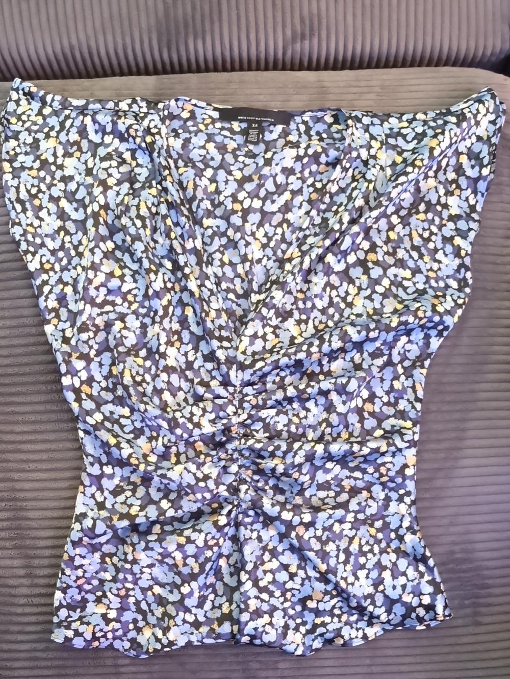 White House Black Market Blue Multi Floral Ruched Top